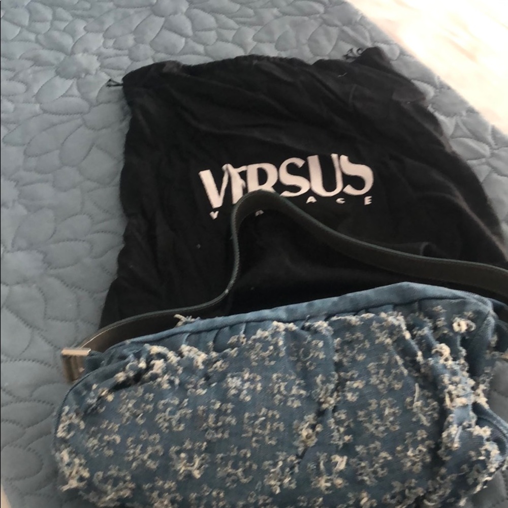 Versus